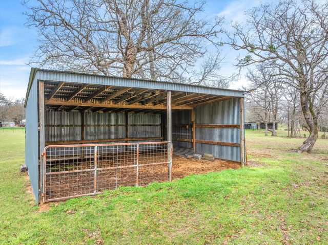 1323 Fm 859, Edgewood, TX 75117