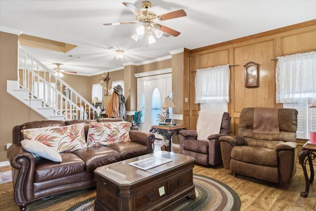 1323 Fm 859, Edgewood, TX 75117