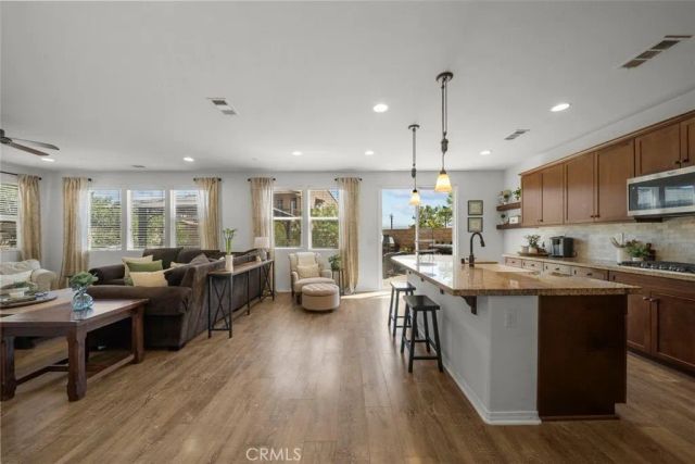 20726 Celadon Court, Saugus, CA 91350