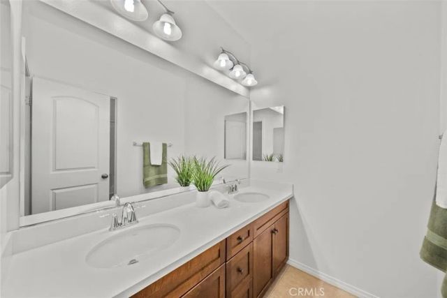 20726 Celadon Court, Saugus, CA 91350