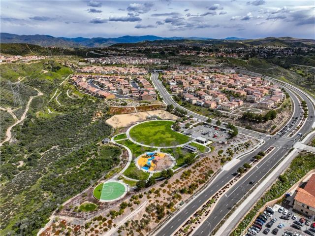 20726 Celadon Court, Saugus, CA 91350