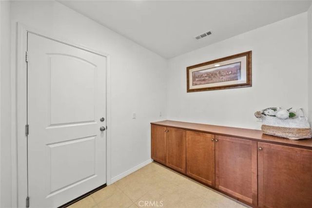 20726 Celadon Court, Saugus, CA 91350