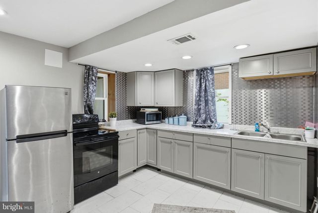 936 PENNSYLVANIA AVE, Hagerstown, MD 21742