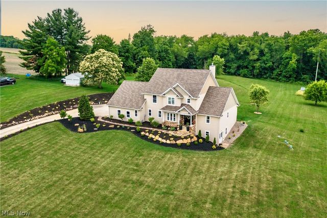 41 W Nimisila Road, New Franklin, OH 44319