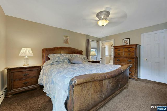 33 Hurlbut Street, Westwood, NJ 07675
