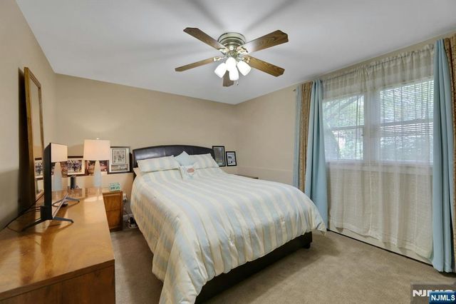 33 Hurlbut Street, Westwood, NJ 07675