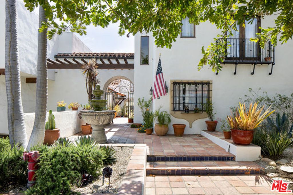 2652 29th Street 3, Santa Monica, CA 90405