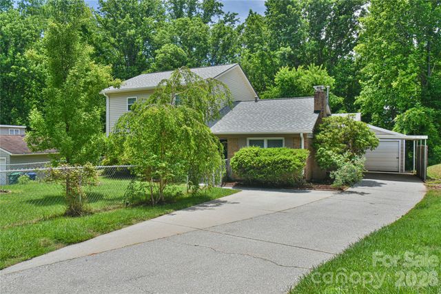 115 Wicklow Drive, Asheville, NC 28806
