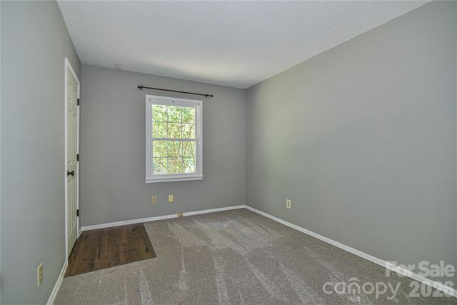 115 Wicklow Drive, Asheville, NC 28806