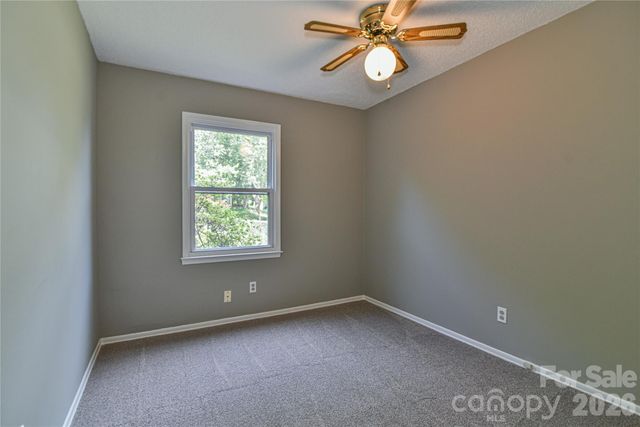 115 Wicklow Drive, Asheville, NC 28806