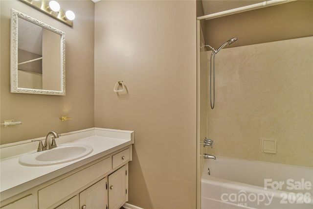 115 Wicklow Drive, Asheville, NC 28806