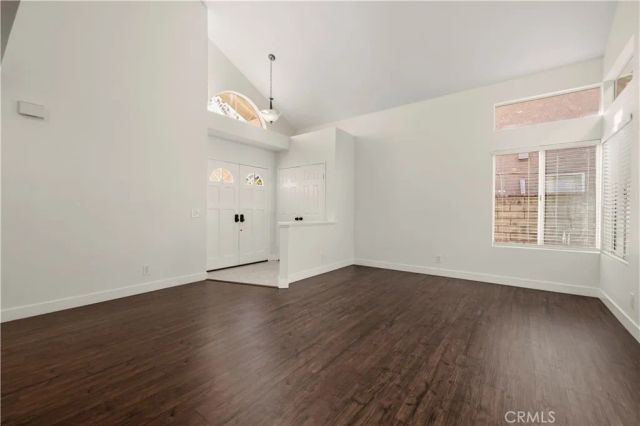 19717 Azure Field, Newhall, CA 91321