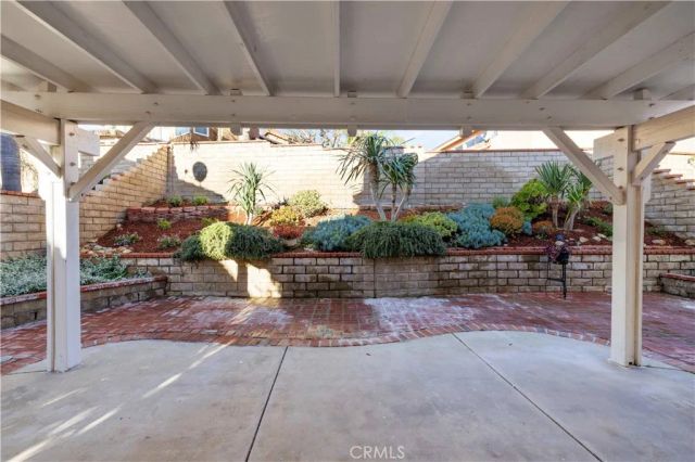 19717 Azure Field, Newhall, CA 91321