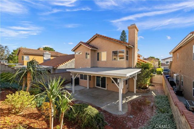 19717 Azure Field, Newhall, CA 91321