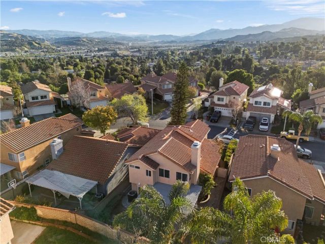 19717 Azure Field, Newhall, CA 91321