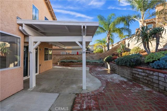 19717 Azure Field, Newhall, CA 91321
