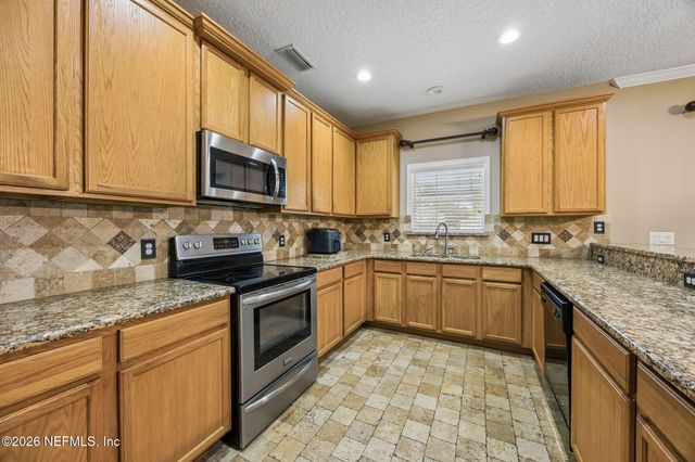 3126 SCENIC OAKS Drive, Jacksonville, FL 32226