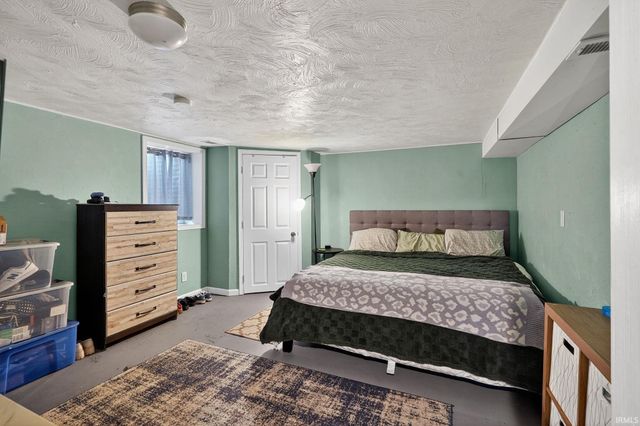 2524 Whitehall Drive, Lafayette, IN 47909