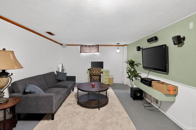 2524 Whitehall Drive, Lafayette, IN 47909