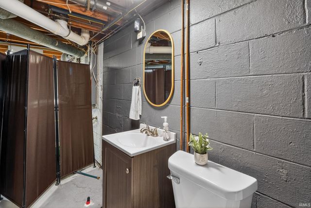 2524 Whitehall Drive, Lafayette, IN 47909