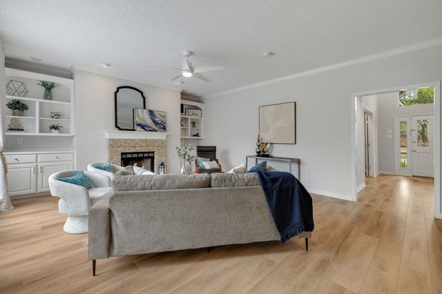 640 Forest Bend Drive, Plano, TX 75025