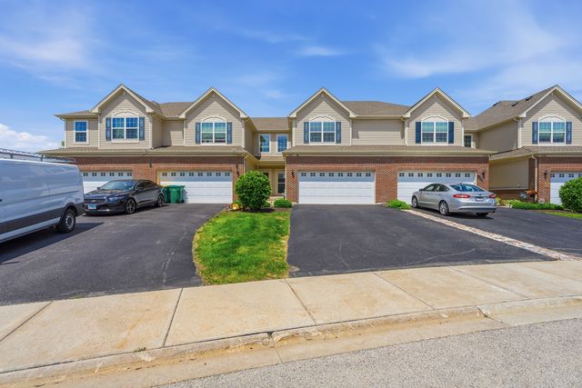 15104 W Quincy Circle, Manhattan, IL 60442