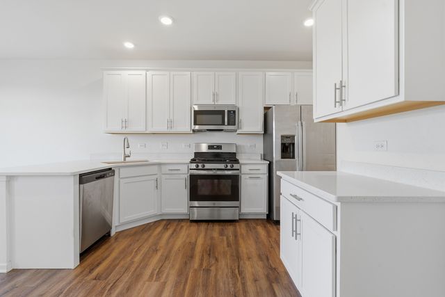 15104 W Quincy Circle, Manhattan, IL 60442