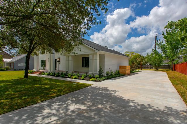 308 Pershing Ave, College Station, TX 77840