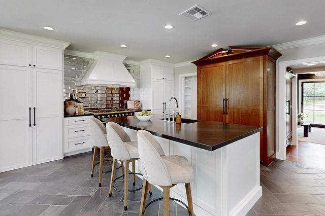 308 Pershing Ave, College Station, TX 77840