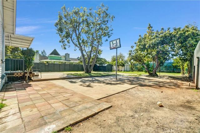 643 S Nutwood Street, Anaheim, CA 92804