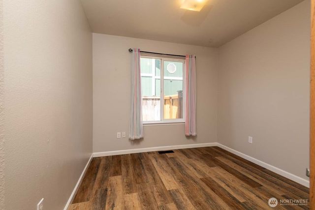 16520 10th Avenue Ct E, Spanaway, WA 98387