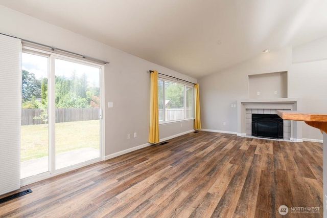 16520 10th Avenue Ct E, Spanaway, WA 98387