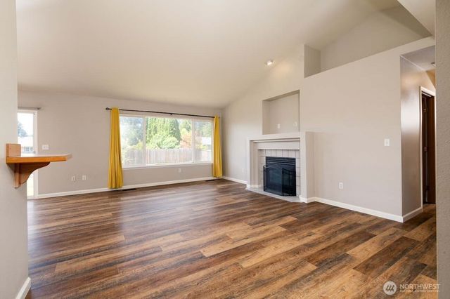 16520 10th Avenue Ct E, Spanaway, WA 98387