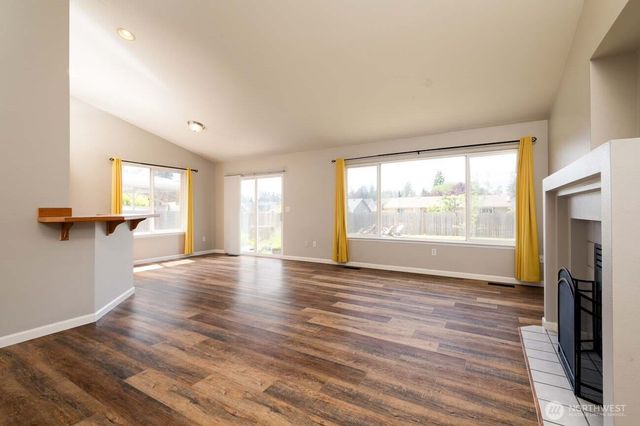 16520 10th Avenue Ct E, Spanaway, WA 98387
