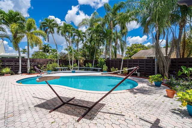 5308 SW 117th Ave, Cooper City, FL 33330