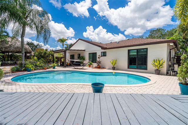 5308 SW 117th Ave, Cooper City, FL 33330