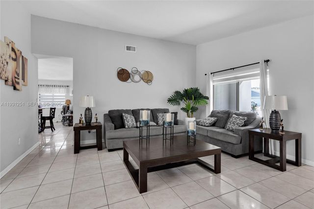 5308 SW 117th Ave, Cooper City, FL 33330