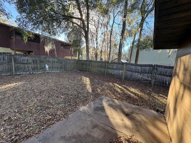 6025 SW 11TH PLACE, Gainesville, FL 32607