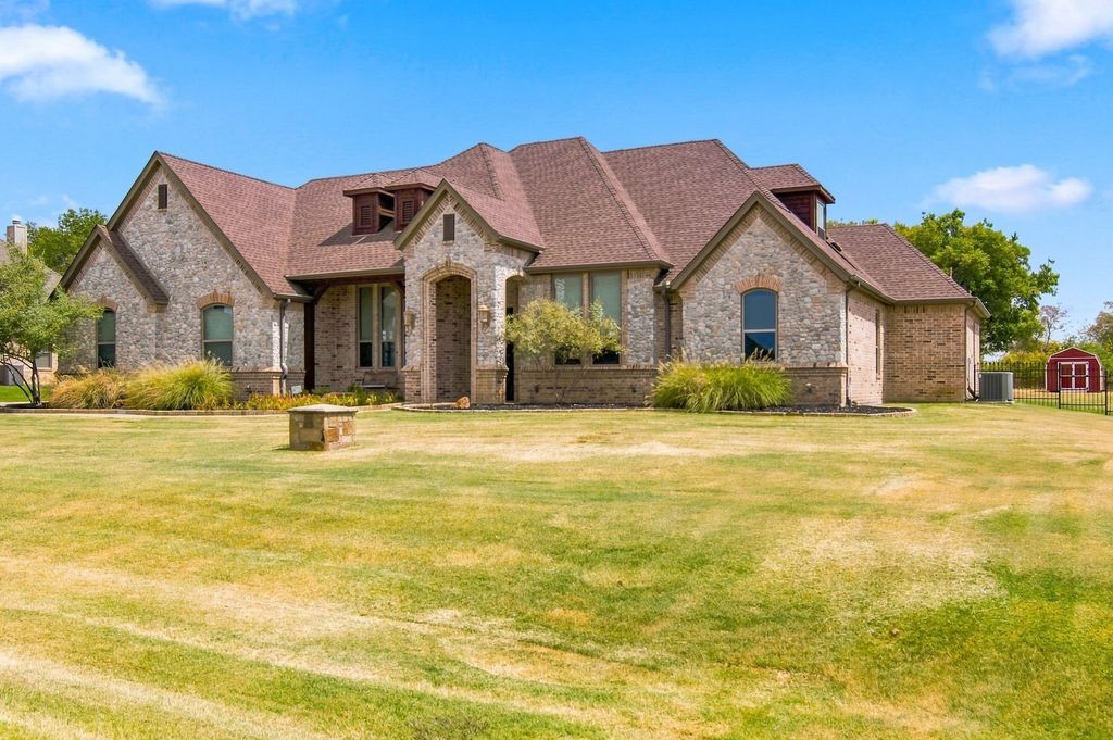 14024 Edgemon Way, Newark, TX 76071 — exterior
