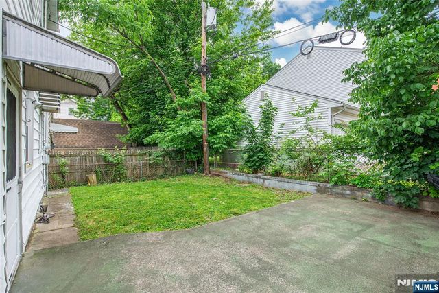 10 Walnut Parkway, Montclair, NJ 07042