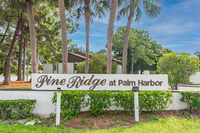 1882 PINE RIDGE WAY W E1, Palm Harbor, FL 34684