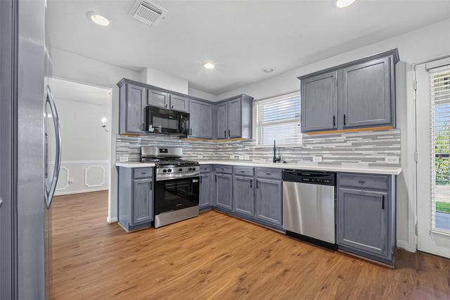 13034 Fenland Field Lane, Houston, TX 77047