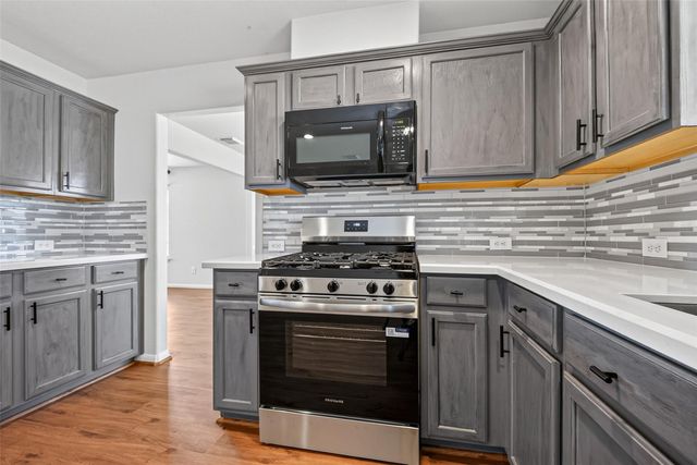 13034 Fenland Field Lane, Houston, TX 77047