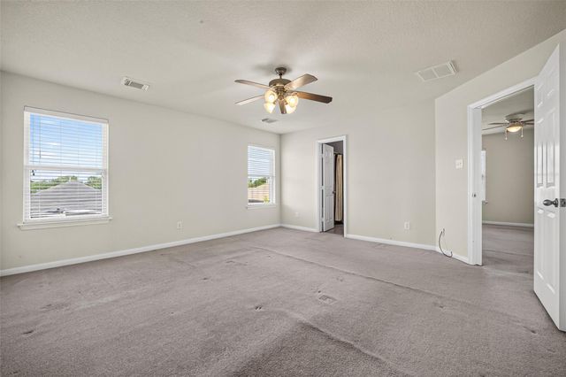 13034 Fenland Field Lane, Houston, TX 77047