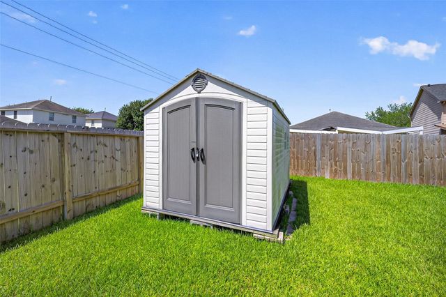 13034 Fenland Field Lane, Houston, TX 77047