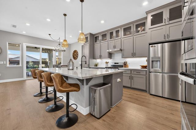 3205 Chickadee Ct, Rocklin, CA 95765