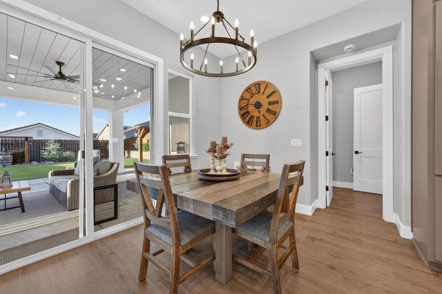 3205 Chickadee Ct, Rocklin, CA 95765