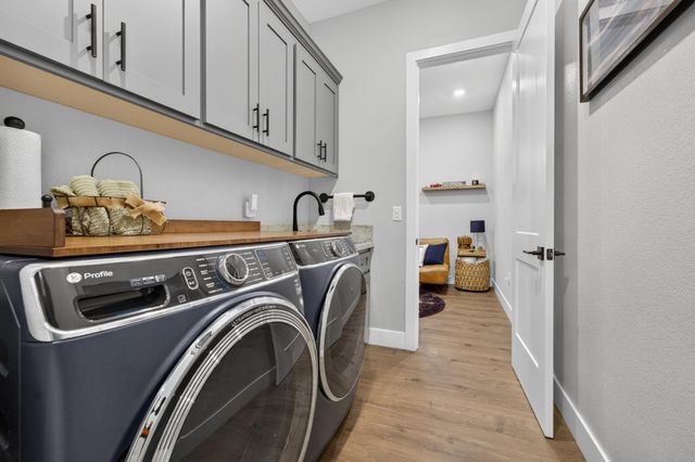 3205 Chickadee Ct, Rocklin, CA 95765