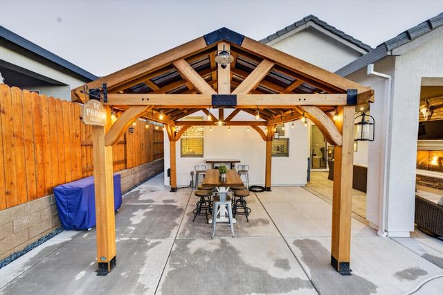 3205 Chickadee Ct, Rocklin, CA 95765