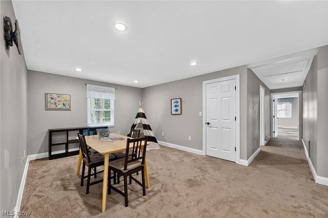 444 Hampshire Road, Akron, OH 44313